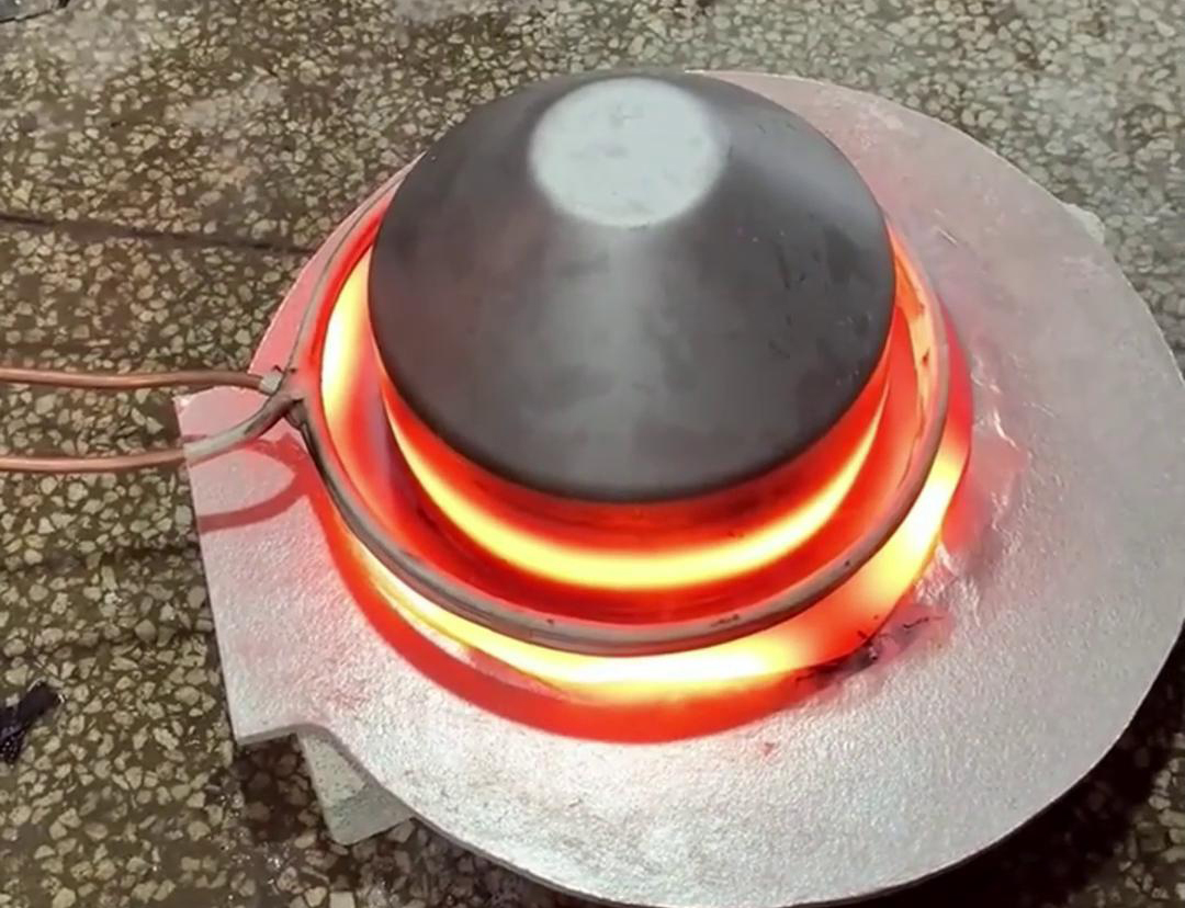 高頻退火機廣泛應(yīng)用于不銹鋼、鋁合金、銅等金屬材料的退火處理