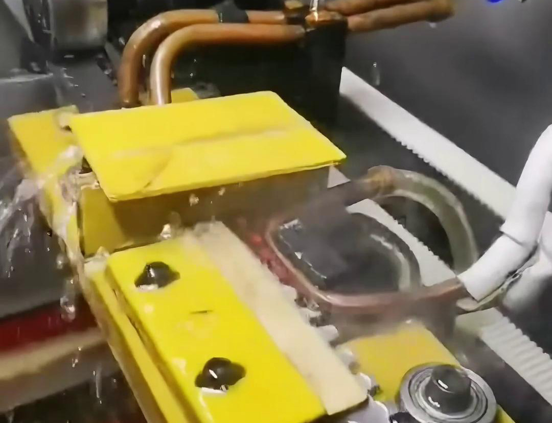 超高頻淬火機，鋸條淬火生產線